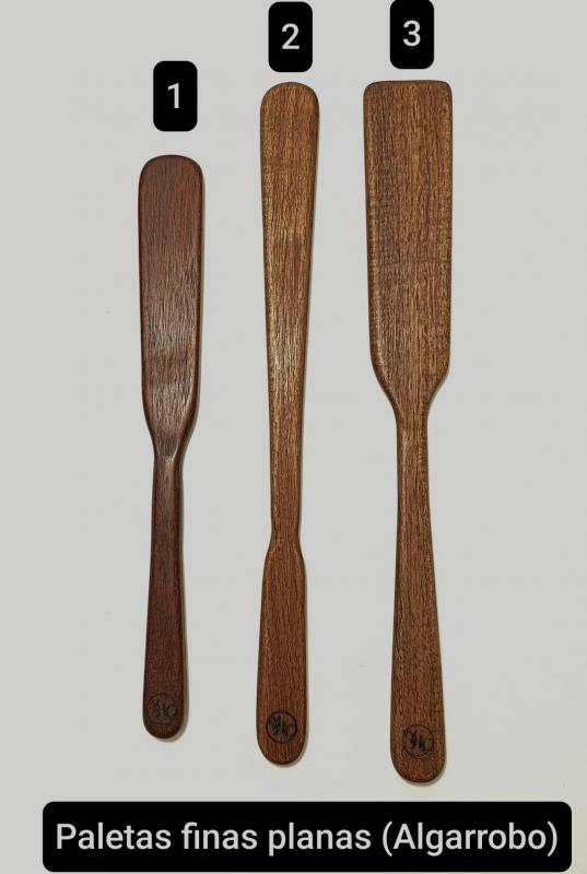 Imagen ilustrativa de Paletas finas planas (Algarrobo)