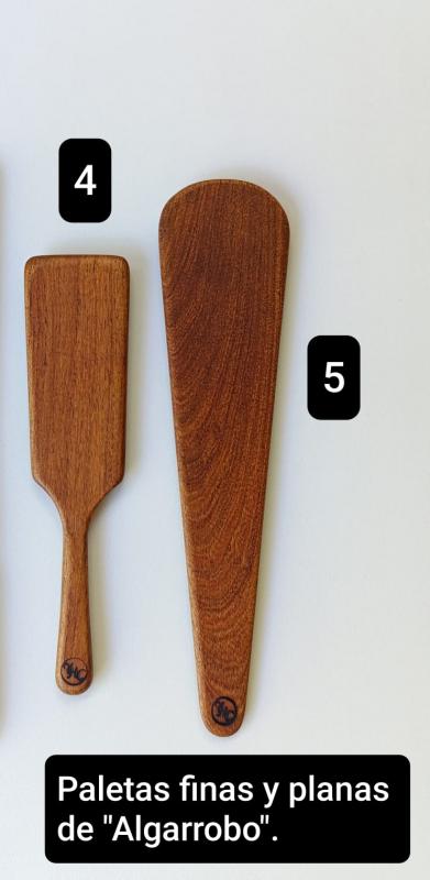 Imagen ilustrativa de Paletas finas planas (Algarrobo)